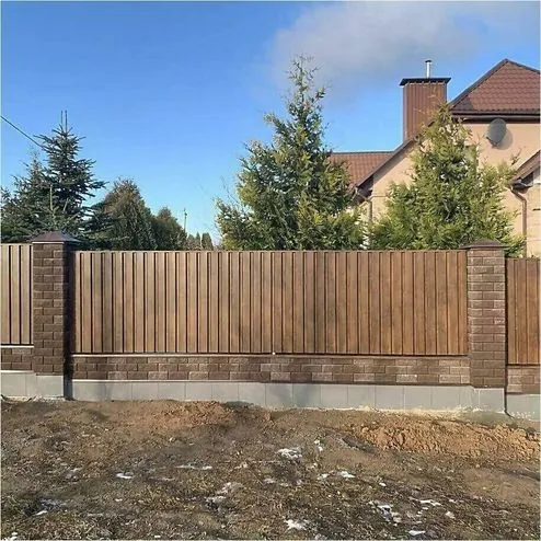 Белый горизонтальный забор